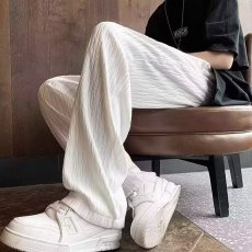 批发青少年卫裤<b class='q'>男</b>士春秋季2026新款直筒休闲<b class='q'>长裤</b>宽松<b class='q'>运动</b><b class='q'>男</b>生裤子