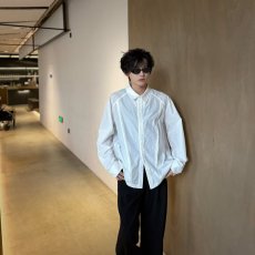 批发宫廷新贵风刺绣白色衬衫<b class='q'>男</b>小众痞帅美式时尚感宽松<b class='q'>西服</b>内搭衬衣潮