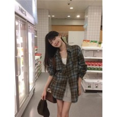 批发美式复古棕蓝色磨毛格子衬衫女春<b class='q'>秋</b>季潮牌宽松设计感小众衬衣外套