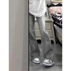 批发美式弯刀微喇叭复古牛仔裤<b class='q'>男</b>女款修身显瘦水泥灰高级感弯刀长裤子