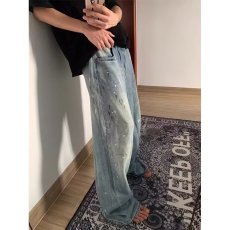批发2025美式街头扎染泼墨洗水牛仔弯刀裤<b class='q'>男</b>潮牌宽松阔腿直筒长裤
