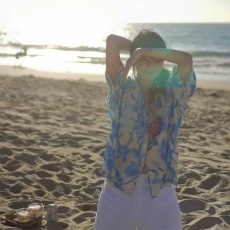 批发夏日花卉沙滩度假<b class='q'>短袖</b><b class='q'>衬衫</b><b class='q'>男</b>女夏季宽松休闲慵懒风<b class='q'>衬衣</b>外套情侣