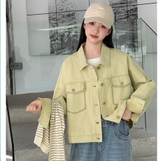 批发2026新撞色条纹拼接短款牛仔<b class='q'>外套</b>女春秋俏皮减龄精致洋气上衣