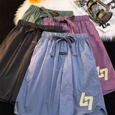 批发夏季冰丝<b class='q'>男士</b>薄款炫彩色短裤网红潮牌透气休闲速干<b class='q'>沙滩裤</b>男五分裤