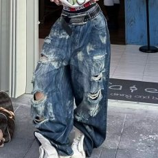 批发潮牌破洞水洗休闲<b class='q'>牛仔裤</b>女夏新款洋气高腰宽松<b class='q'>显瘦</b>百搭直筒阔腿裤