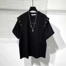 批发高级感垫肩五分短袖t恤<b class='q'>男</b>夏季韩版潮牌金属设计感痞帅半袖<b class='q'>体恤</b>衫