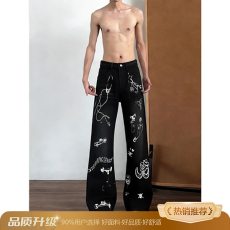 批发美式复古设计感链条印花牛仔裤<b class='q'>男</b>2026早秋新款街头宽松阔腿拖地裤