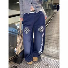 批发美式复古辣妹水洗印花休闲卫裤女宽松设计感阔腿裤街舞jazz裤子潮