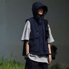 批发2026美式机能多口袋口袋马甲男女秋冬户外连帽休闲坎肩工装<b class='q'>外套</b>潮