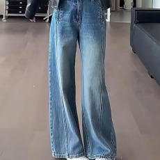 批发阔腿牛仔裤女2026年夏季新款春装随性慵懒气质<b class='q'>时尚</b>复古直筒弯刀裤