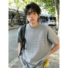 批发2026美式复古绞花圆领毛衣春季新款宽松休闲百搭纯色套头针织衫