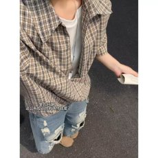 批发夏季拼接假两件短袖<b class='q'>衬衫</b><b class='q'>男生</b>潮流时尚休闲百搭宽松情侣款帅气<b class='q'>衬衣</b>