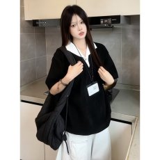 批发2026夏季假两件V领老钱风短袖百搭设计感简约<b class='q'>街头</b>落肩男女上衣潮