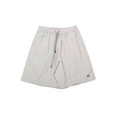 批发<b class='q'>男士</b>白色五分裤男夏季休闲薄款裤子2026新款速干冰丝短裤男款运动