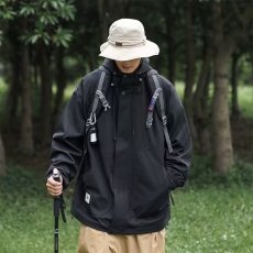 批发美式冲锋衣男<b class='q'>女</b>款防风防水外套登山冲锋衣春秋季新款