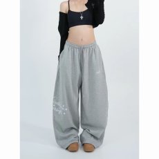批发美式街舞潮牌印花爵士辣妹宽松阔腿休闲<b class='q'>裤</b>女运动<b class='q'>裤</b><b class='q'>嘻哈</b>街舞<b class='q'>裤</b>