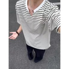 批发潮牌条纹V领短袖T恤<b class='q'>男</b>女2026夏季新款慵懒风宽松百搭显瘦上衣
