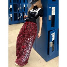批发美式豹纹窄版阔腿裤男女秋冬2026新款高腰垂感<b class='q'>设计</b>感休闲运动裤