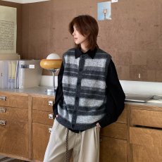 批发马甲2026秋季新款时尚单排扣撞色条纹宽松款叠穿马夹气质<b class='q'>原宿</b>