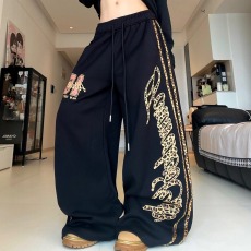 批发布零零豹纹字母美式黑色卫裤女爵士舞裤子弯刀阔腿宽松休闲运动裤