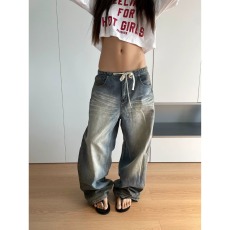 批发巴黎风格美式复古宽松脏脏弯刀牛仔裤男女小众<b class='q'>设计</b>感直筒阔腿裤子