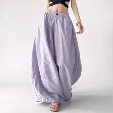 批发黑色压褶<b class='q'>设计</b>感花苞休闲裤女秋季新款高腰宽松灯笼裤阔腿气球裤