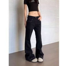 批发美式复古黑色<b class='q'>微喇</b><b class='q'>牛仔裤</b>女水洗做旧毛边铆钉显瘦休闲裤潮