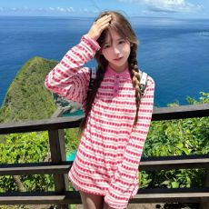 批发五彩很赞减龄显年轻条纹飞镖十字架翻领Polo潮牌<b class='q'>欧美</b>个性长袖<b class='q'>T</b><b class='q'>恤</b>