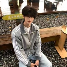 批发2026秋冬新款翻领夹克短款外套<b class='q'>男士</b>美式休闲宽松痞帅长袖<b class='q'>卫衣</b>